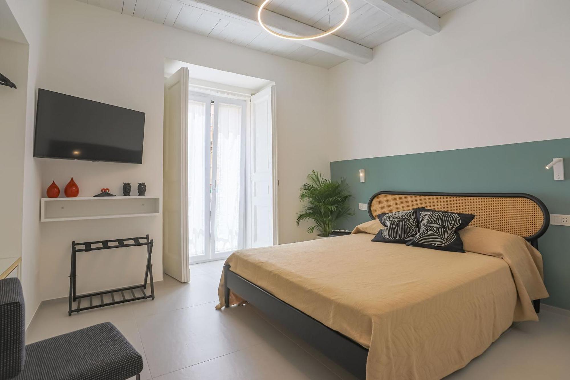 Desiderio Guest House Salerno Bagian luar foto