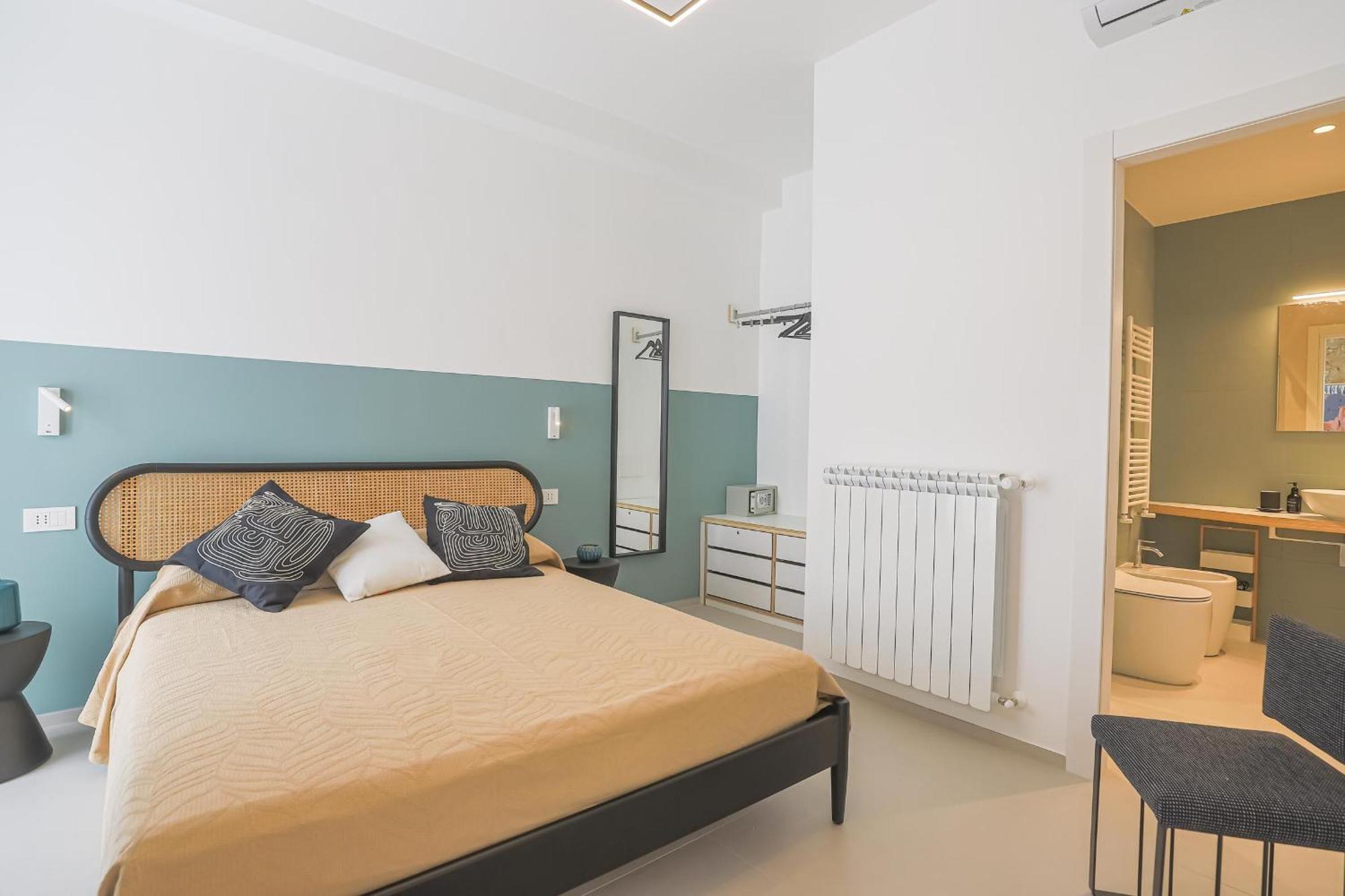 Desiderio Guest House Salerno Bagian luar foto