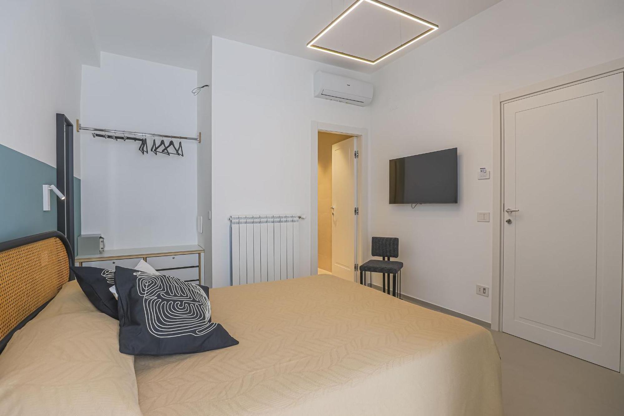 Desiderio Guest House Salerno Bagian luar foto